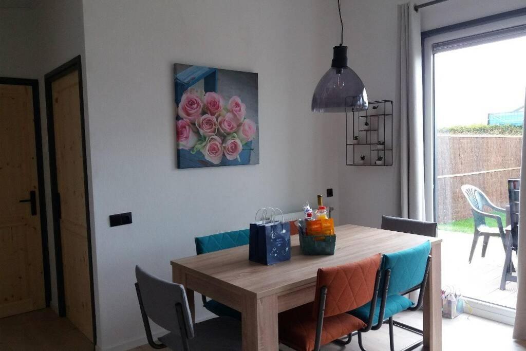 Dronrijp Luxe Vakantie Bungalow Met 3 Slaapkamers מראה חיצוני תמונה