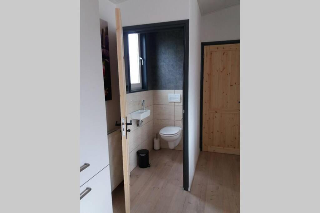 Dronrijp Luxe Vakantie Bungalow Met 3 Slaapkamers מראה חיצוני תמונה